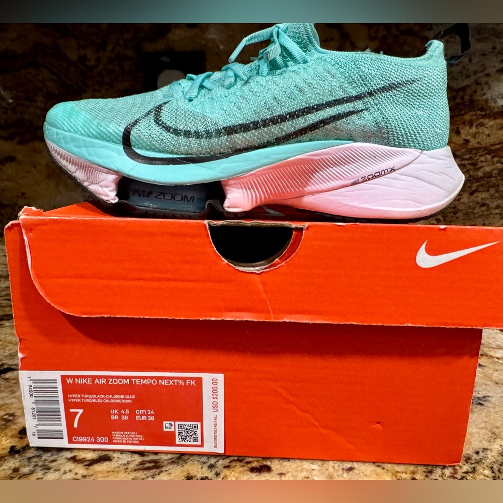 Nike Air Zoom Tempo NEXT% - Teal and White